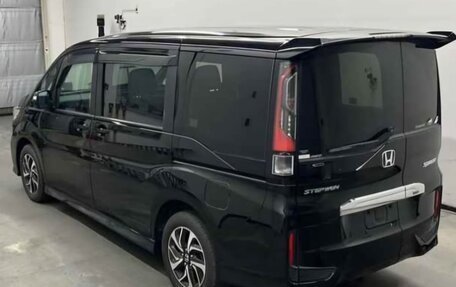 Honda Stepwgn IV, 2020 год, 2 470 000 рублей, 2 фотография