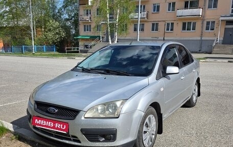 Ford Focus II рестайлинг, 2005 год, 400 000 рублей, 2 фотография