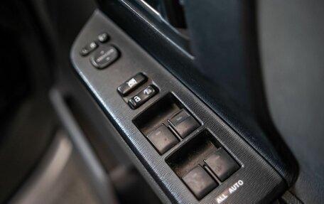 Toyota Voxy II, 2009 год, 1 569 000 рублей, 9 фотография