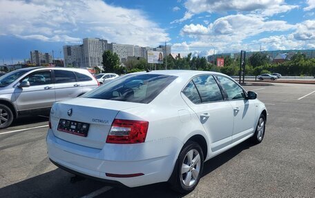 Skoda Octavia, 2018 год, 1 370 000 рублей, 5 фотография