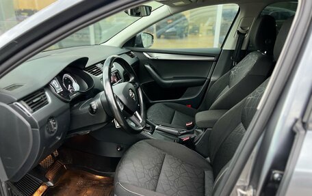 Skoda Octavia, 2019 год, 1 800 000 рублей, 14 фотография