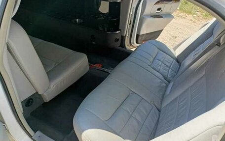 Lincoln Town Car III рестайлинг, 2000 год, 550 000 рублей, 2 фотография