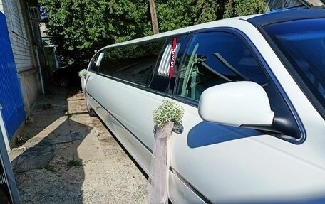 Lincoln Town Car III рестайлинг, 2000 год, 550 000 рублей, 6 фотография