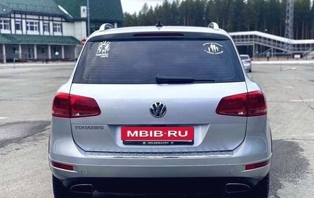 Volkswagen Touareg III, 2011 год, 2 030 000 рублей, 9 фотография