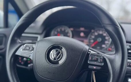 Volkswagen Touareg III, 2011 год, 2 030 000 рублей, 24 фотография