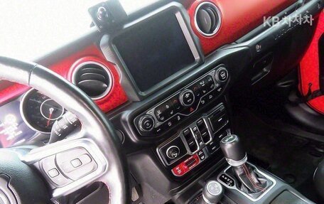 Jeep Wrangler, 2022 год, 4 200 000 рублей, 10 фотография