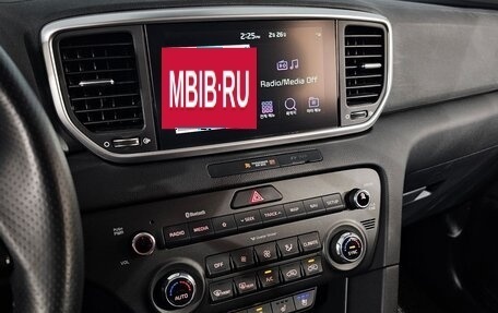 KIA Sportage IV рестайлинг, 2020 год, 1 785 000 рублей, 15 фотография