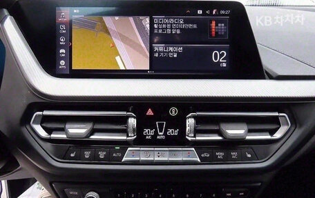 BMW 1 серия, 2022 год, 3 220 000 рублей, 11 фотография