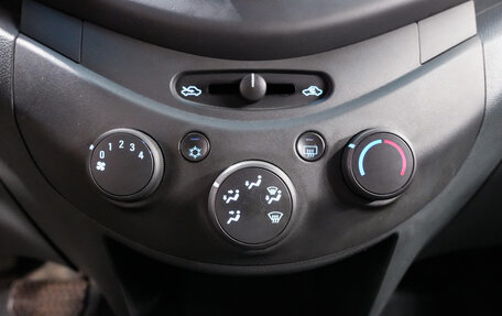 Chevrolet Spark III, 2013 год, 677 000 рублей, 13 фотография