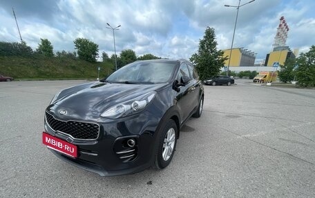 KIA Sportage IV рестайлинг, 2018 год, 2 000 000 рублей, 3 фотография