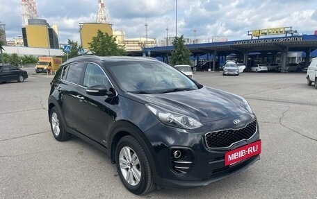 KIA Sportage IV рестайлинг, 2018 год, 2 000 000 рублей, 2 фотография
