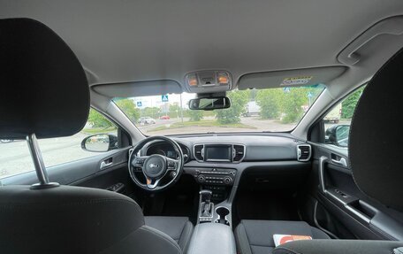 KIA Sportage IV рестайлинг, 2018 год, 2 000 000 рублей, 11 фотография