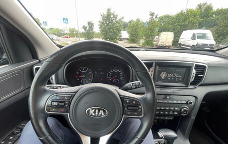 KIA Sportage IV рестайлинг, 2018 год, 2 000 000 рублей, 14 фотография