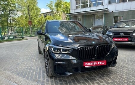 BMW X5, 2022 год, 10 400 000 рублей, 2 фотография