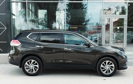 Nissan X-Trail, 2018 год, 1 995 000 рублей, 4 фотография