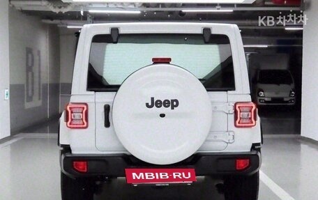 Jeep Wrangler, 2022 год, 4 400 000 рублей, 3 фотография