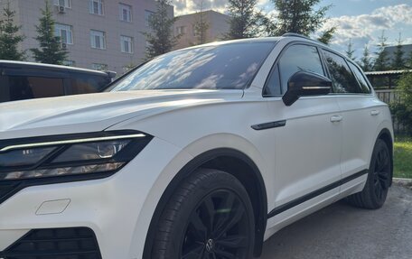 Volkswagen Touareg III, 2019 год, 5 200 000 рублей, 2 фотография