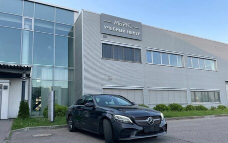 Mercedes-Benz C-Класс, 2019 год, 3 500 000 рублей, 3 фотография