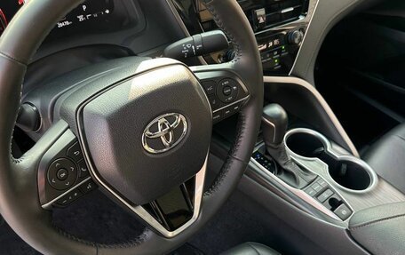 Toyota Camry, 2023 год, 3 380 000 рублей, 8 фотография
