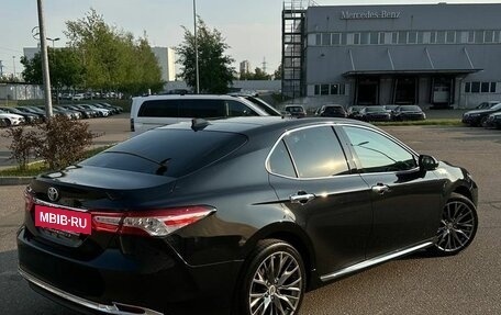 Toyota Camry, 2023 год, 3 380 000 рублей, 5 фотография