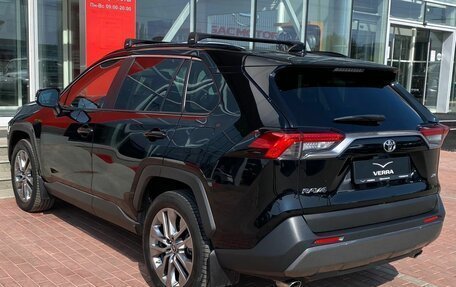 Toyota RAV4, 2022 год, 3 590 000 рублей, 7 фотография