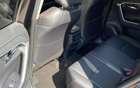 Toyota RAV4, 2022 год, 3 590 000 рублей, 16 фотография