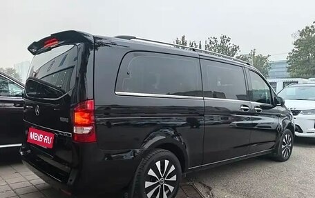 Mercedes-Benz Vito, 2022 год, 3 300 000 рублей, 4 фотография