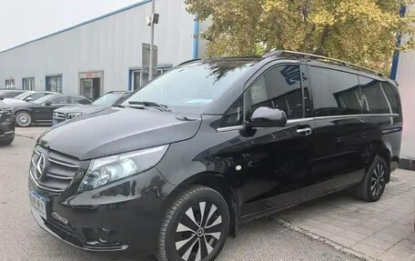 Mercedes-Benz Vito, 2022 год, 3 300 000 рублей, 13 фотография