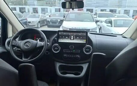 Mercedes-Benz Vito, 2022 год, 3 300 000 рублей, 12 фотография