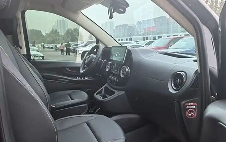 Mercedes-Benz Vito, 2022 год, 3 300 000 рублей, 7 фотография