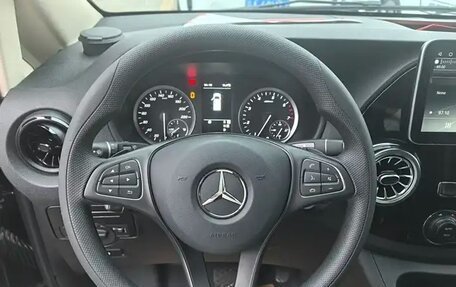Mercedes-Benz Vito, 2022 год, 3 300 000 рублей, 17 фотография