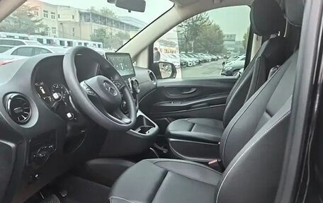 Mercedes-Benz Vito, 2022 год, 3 300 000 рублей, 16 фотография