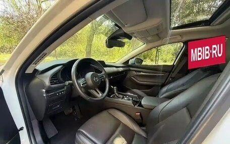 Mazda 3, 2021 год, 1 800 000 рублей, 6 фотография