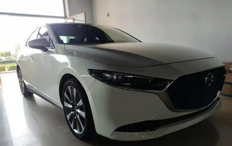 Mazda 3, 2021 год, 1 790 000 рублей, 2 фотография