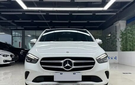 Mercedes-Benz B-Класс, 2020 год, 1 870 000 рублей, 7 фотография