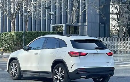 Mercedes-Benz GLA, 2022 год, 3 000 000 рублей, 4 фотография