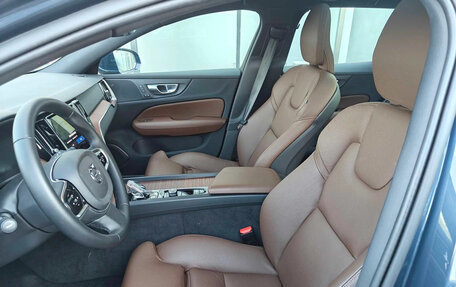 Volvo V60 II, 2025 год, 4 708 000 рублей, 3 фотография
