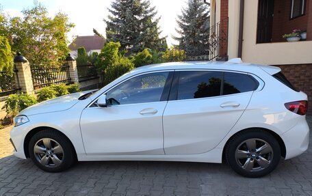 BMW 1 серия, 2020 год, 1 542 981 рублей, 3 фотография