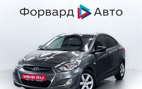 Hyundai Solaris II рестайлинг, 2011 год, 695 000 рублей, 3 фотография