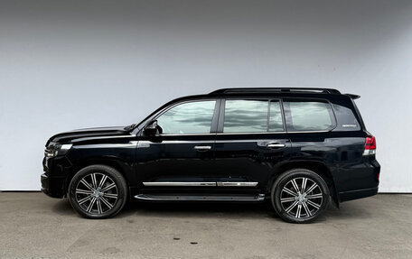 Toyota Land Cruiser 200, 2020 год, 8 700 000 рублей, 21 фотография