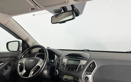 Hyundai ix35 I рестайлинг, 2012 год, 909 000 рублей, 13 фотография