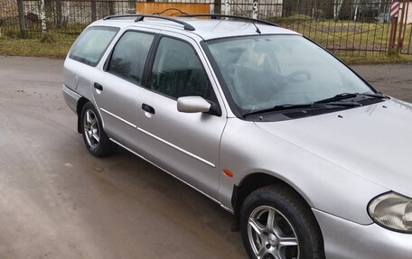 Ford Mondeo II, 2000 год, 235 000 рублей, 2 фотография