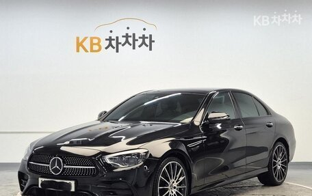 Mercedes-Benz E-Класс, 2022 год, 4 290 000 рублей, 1 фотография