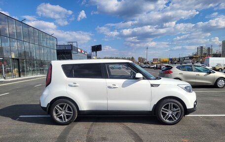 KIA Soul II рестайлинг, 2018 год, 1 510 000 рублей, 4 фотография