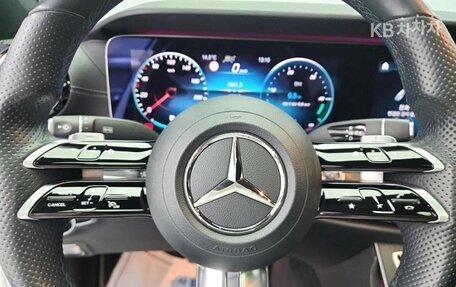 Mercedes-Benz E-Класс, 2021 год, 4 300 000 рублей, 8 фотография