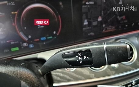 Mercedes-Benz E-Класс, 2022 год, 4 290 000 рублей, 7 фотография