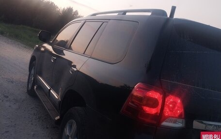 Toyota Land Cruiser 200, 2014 год, 4 350 000 рублей, 2 фотография