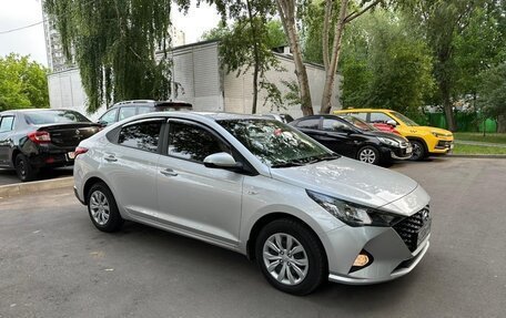 Hyundai Solaris II рестайлинг, 2021 год, 1 500 000 рублей, 8 фотография
