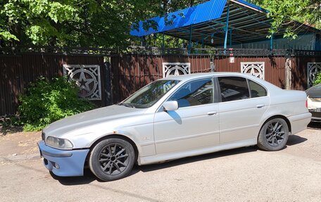 BMW 5 серия, 2002 год, 530 000 рублей, 7 фотография