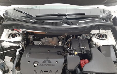 Mitsubishi Outlander III рестайлинг 3, 2018 год, 1 560 000 рублей, 9 фотография